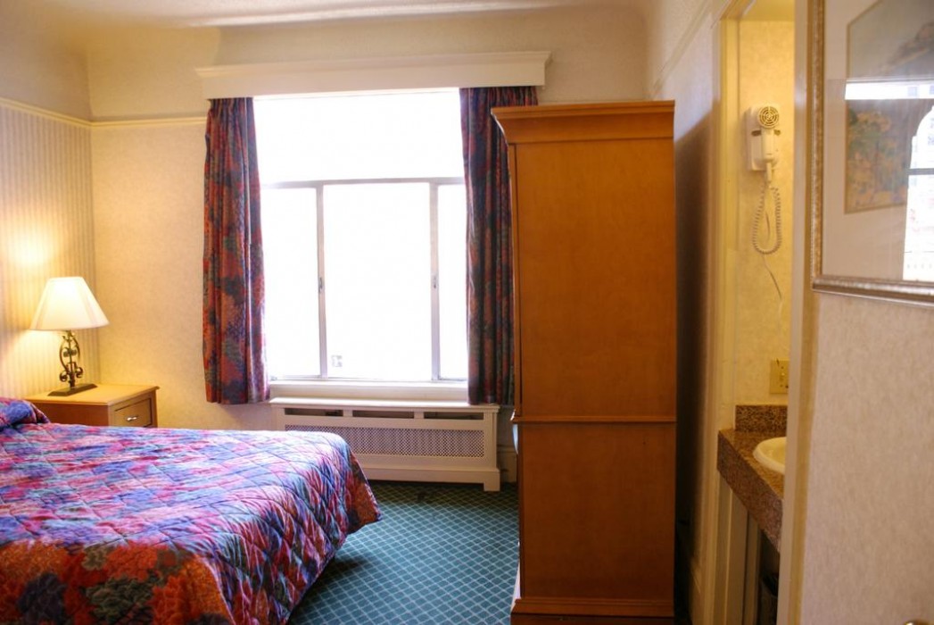 DOUBLE ROOM WITH 1 DOUBLE BED - EXTENDED STAY